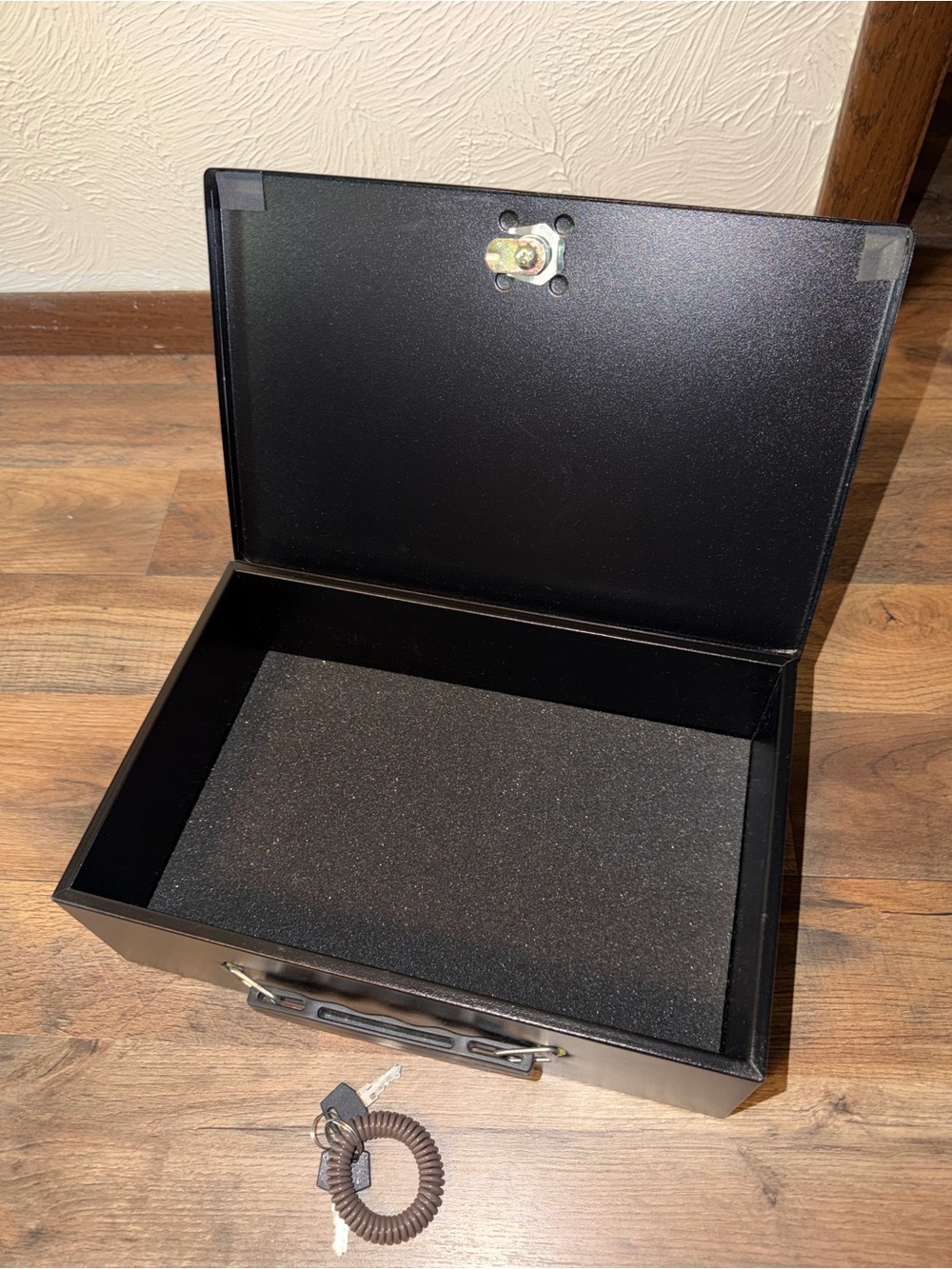 First Alert Security Box - Picture 2 of 6